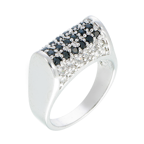 แหวนทองคำขาว ประดับเพชร CZ แหวนดีไซน์ความสวยระดับไฮโซ ออกแบบอย่างคลาสสิคหรูหรา สะดุดตาประทับใจแก่ผู้พบเห็น