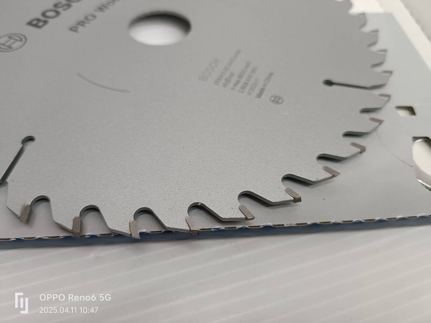 ใบเลื่อยวงเดือนตัดไม้ PRO WOOD 7"x40T BOSCH 2608642984