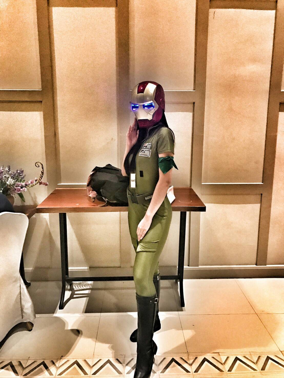 ชุดนักบินท็อปกันหญิง / ชุดนักบินหญิง / ชุดอาชีพ / ชุดอาชีพในฝัน / ชุดทหารหญิง / top gun