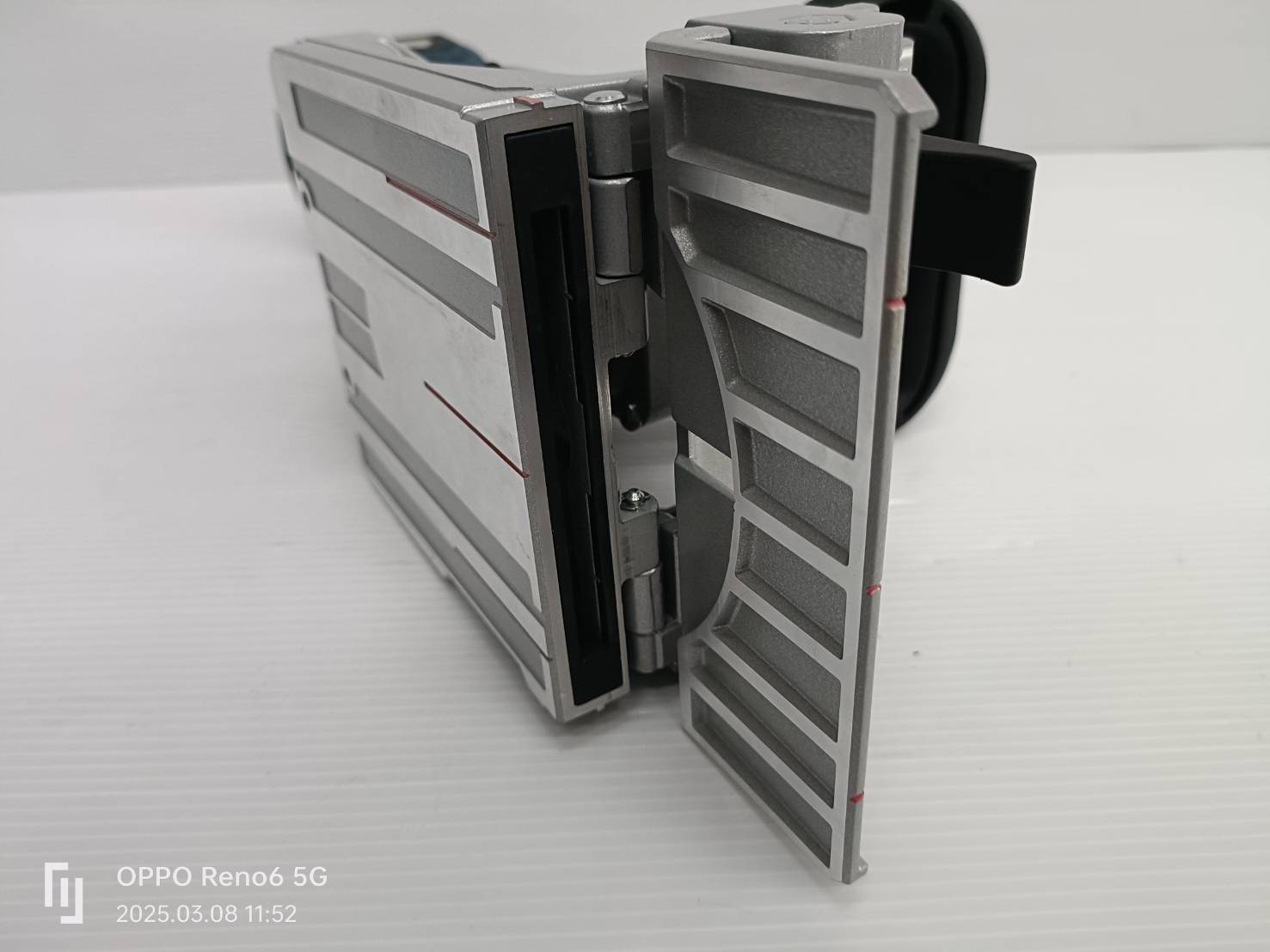 เครื่องเข้าลิ้น/เดือย GFF18V-22 Professional BOSCH SOLO 0601620101