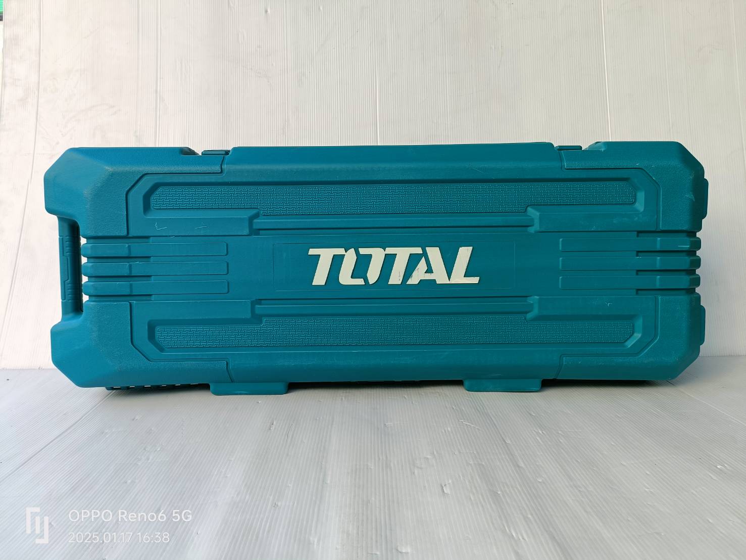 TOTAL สกัดไฟฟ้า1700วัตต์ TH217068