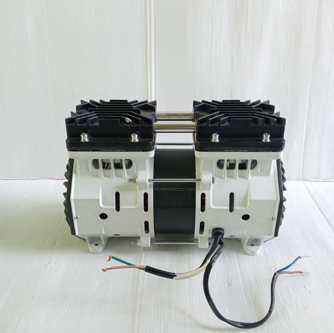 มอเตอร์ปั๊มลมออยฟรี 550W AC550