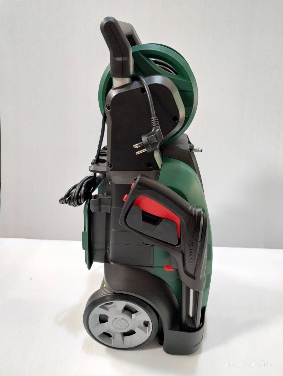 เครื่องฉีดน้ำแรงดันสูง ADVANCEDAQUATAK 140 BOSCH