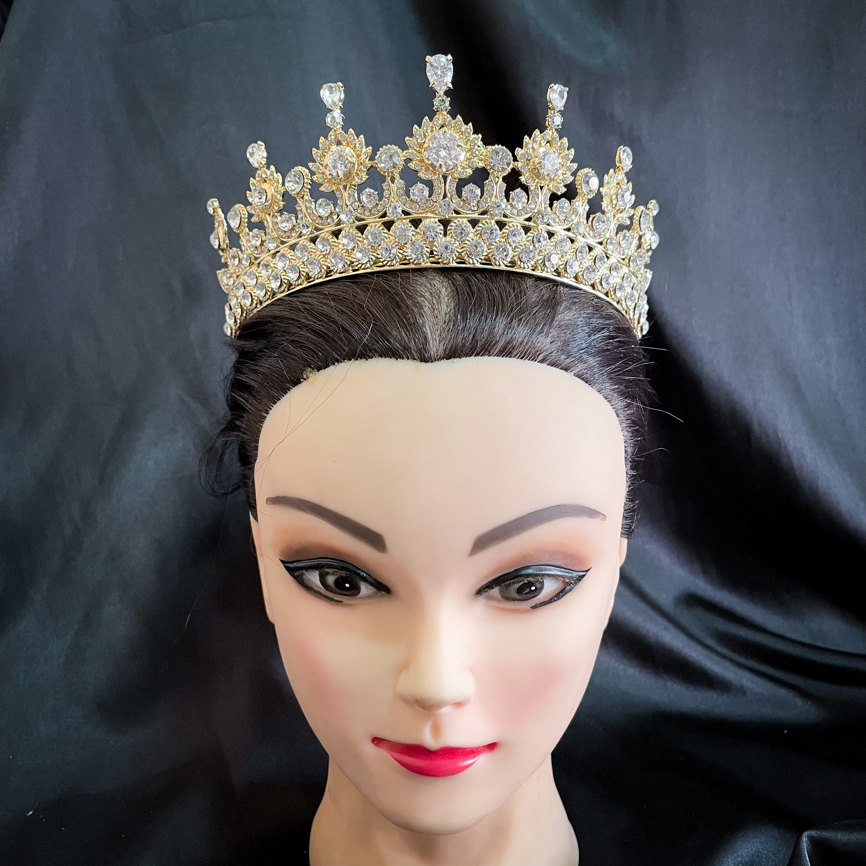 (พร้อมส่ง) เทียร่า 286 สีทอง มงกุฎนางงาม มงกุฎเจ้าหญิง งานสวย ปราณีต QCเพชรทุกเม็ด สินค้าพร้อมส่งจากไทย