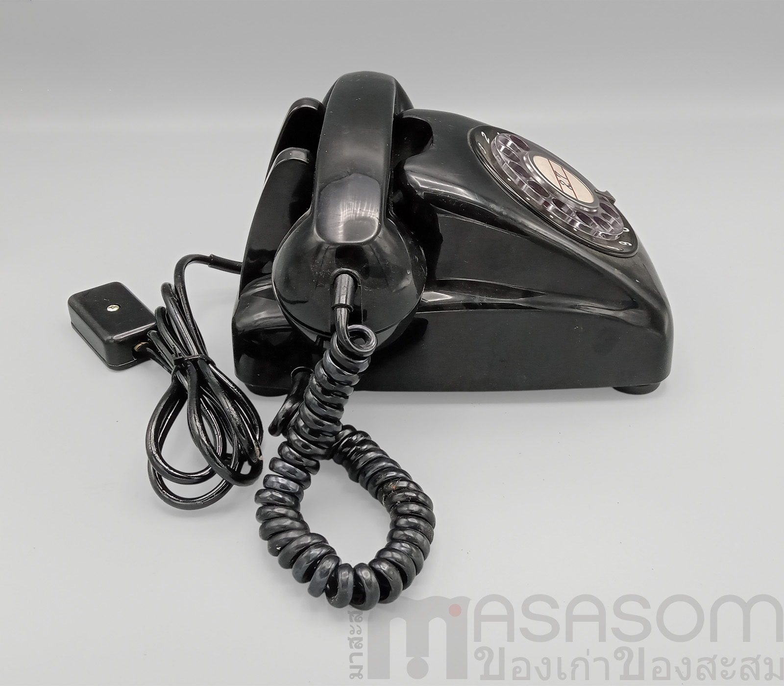 โทรศัพท์แบบหมุนสีดำ