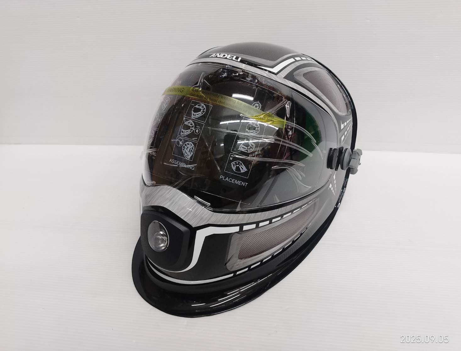 ANDELI หน้ากากปรับแสงอัตโนมัติหน้าจอขนาดใหญ่ มีไฟ LED และมุมมองด้านข้าง MA900VL-AE