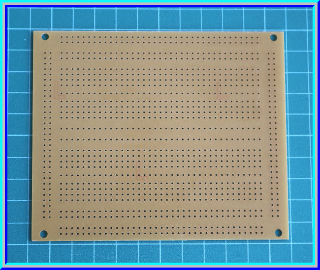 1x แผ่นพีซีบีเอนกประสงค์ UPC777 ขนาด 9.7 x 11.7 ซม.