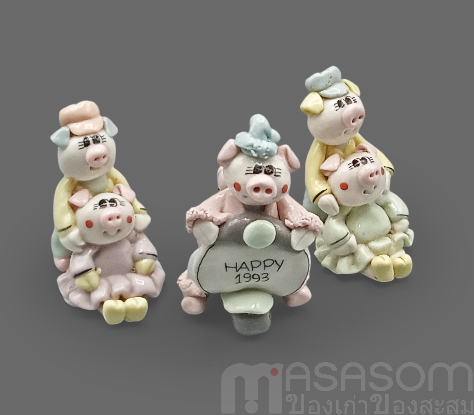 หมูครอบครัว Happy