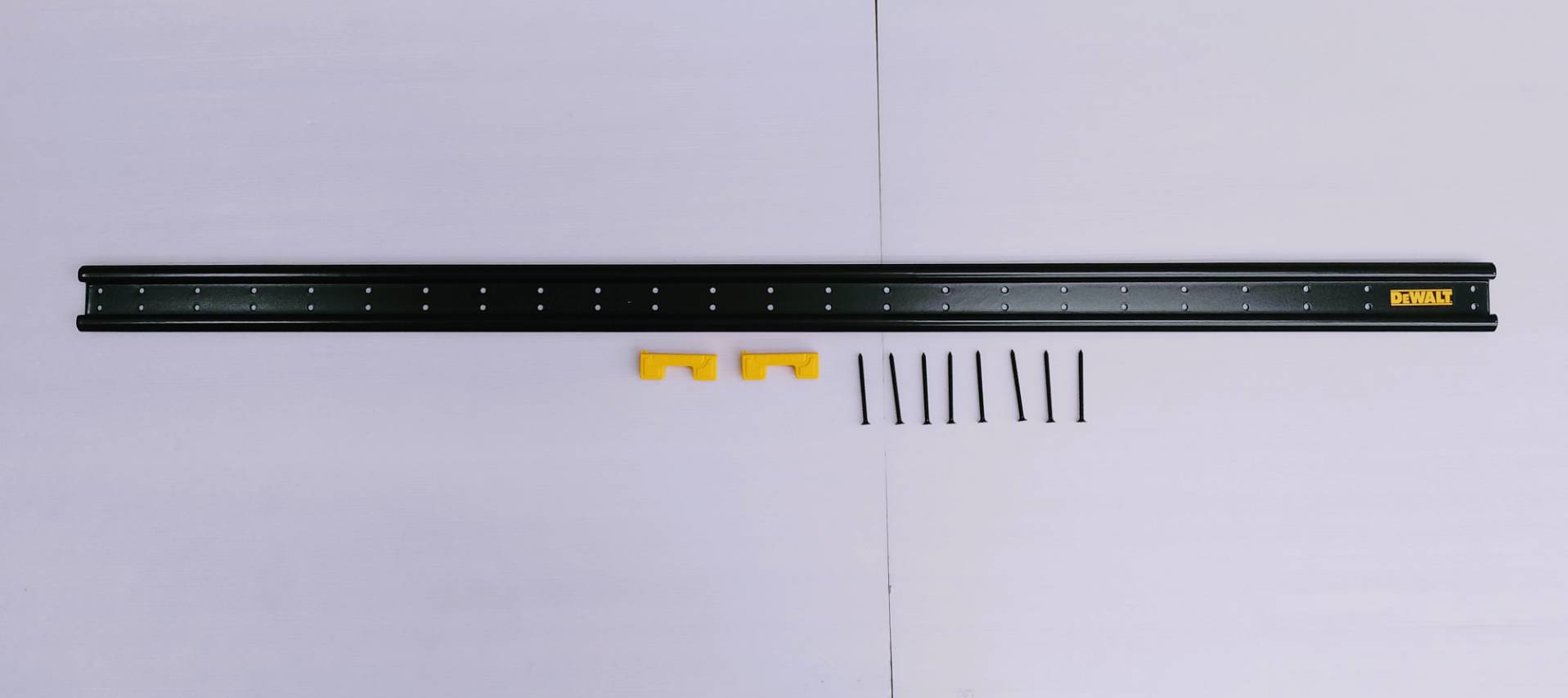 รางเหล็ก ยาว4ฟุต DWST82800 DEWALT