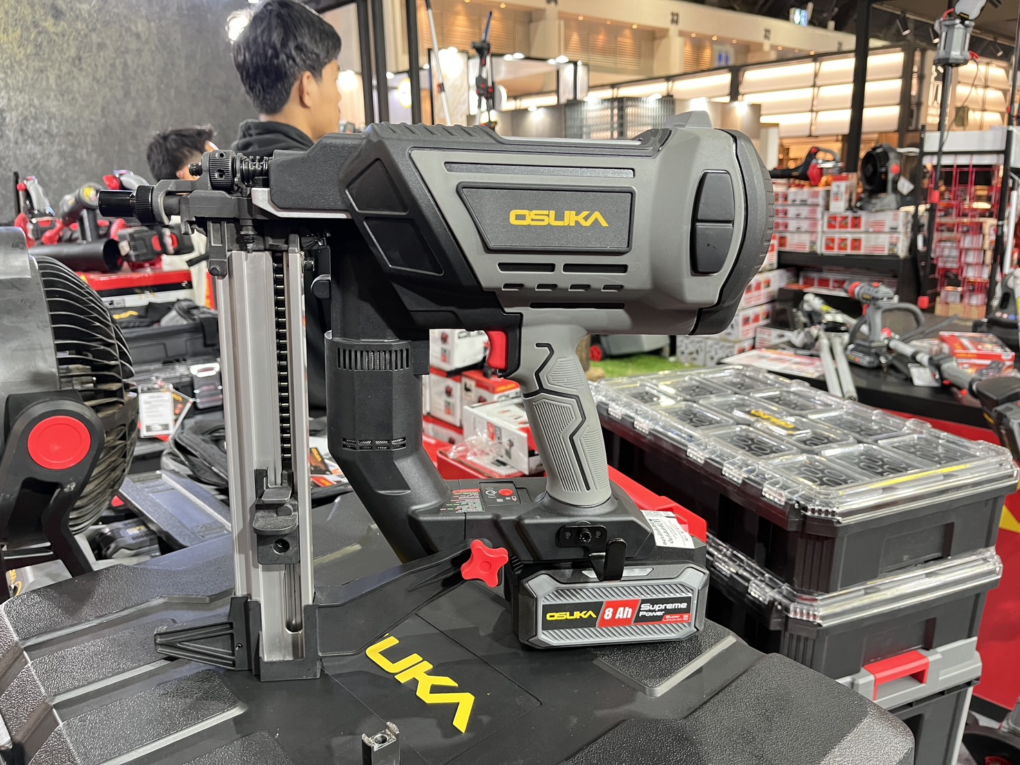 เครื่องยิงตะปูไร้สาย 20v OCCN944-Y1 OSUKA ครบชุดพร้อมแบต 8.0Ah Supreme Power