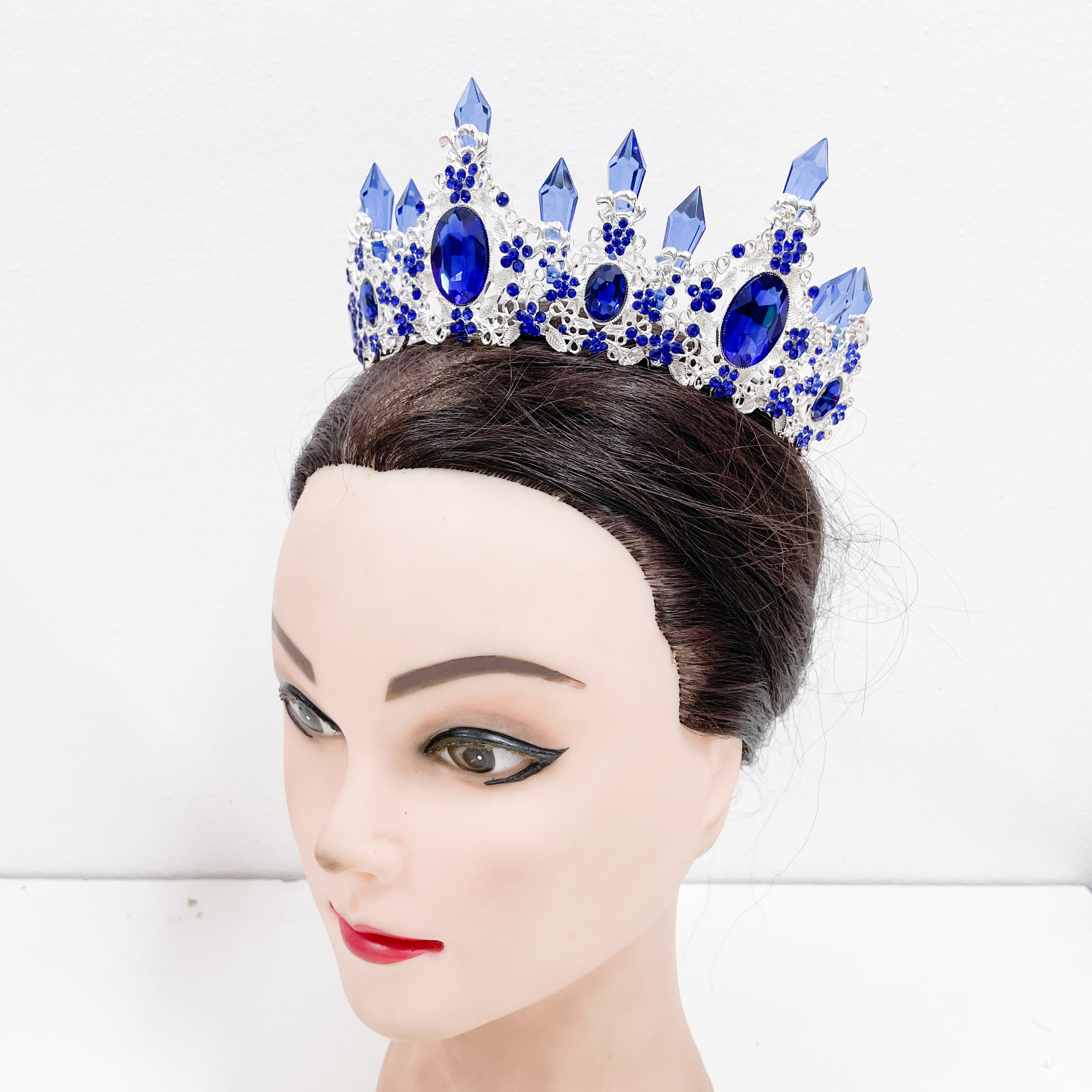 (พร้อมส่ง) เทียร่า 041 สีน้ำเงิน มงกุฎนางงาม มงกุฎเจ้าหญิง งานสวย ปราณีต QCเพชรทุกเม็ด สินค้าพร้อมส่งจากไทย