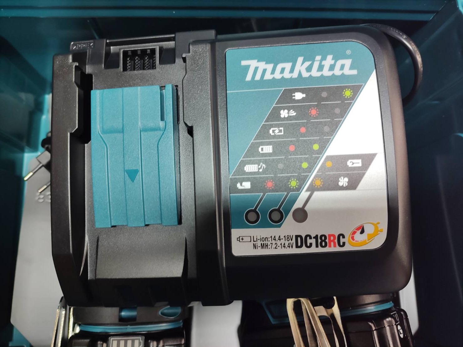 ชุดคอมโบ้ DLX2315J MAKITA (DHP484+DTD171)