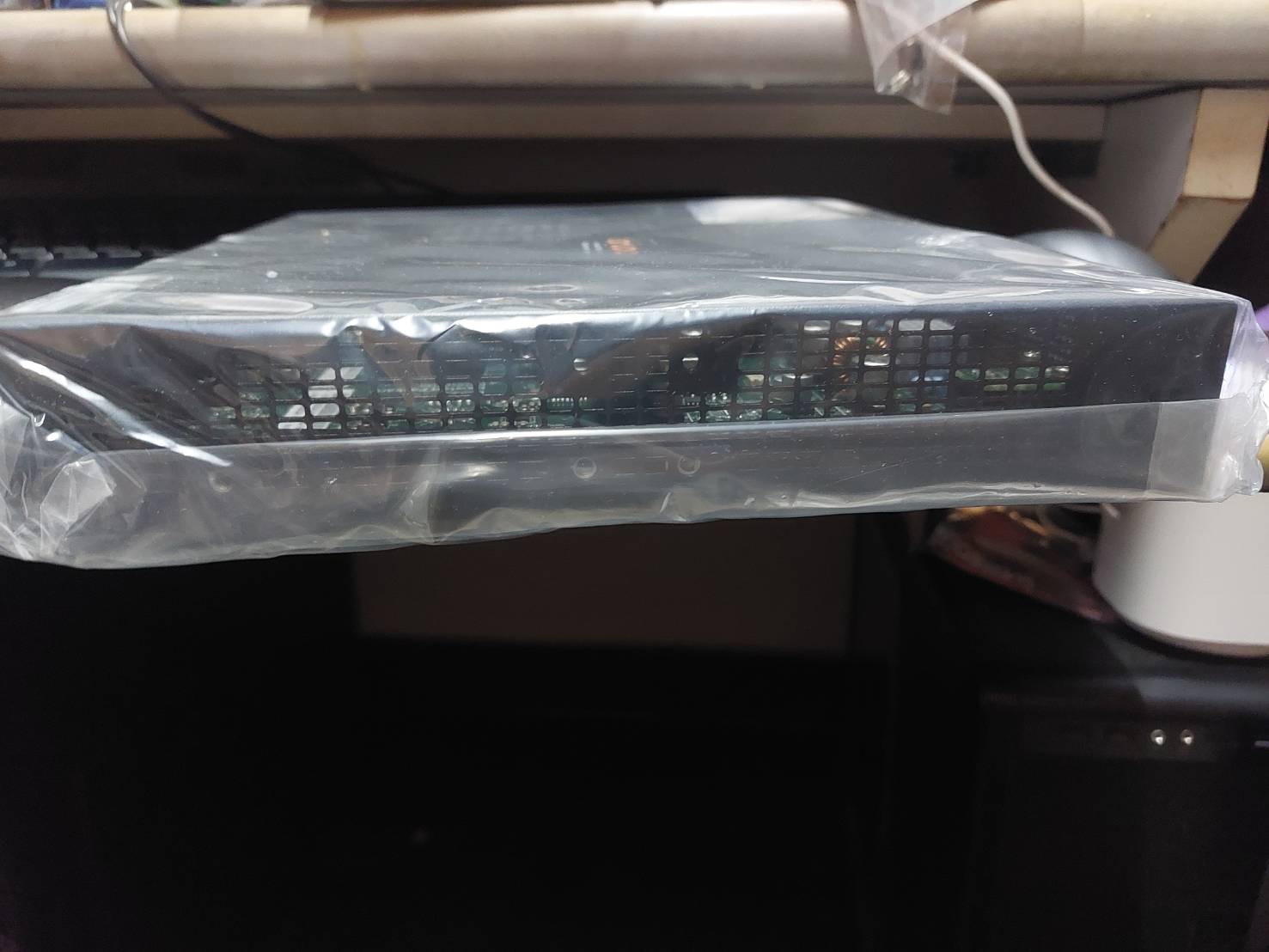 HPE Aruba 2930F 8G PoE+ 2SFP+ Switch JL258A (8 x PoE+ ports, 2 SFP+ ports, 125W)