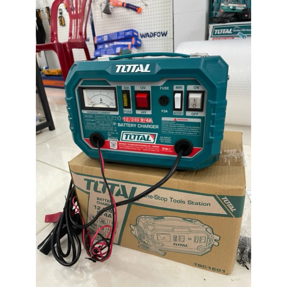 TOTAL เครื่องชาร์จแบตเตอรี่ 12V / 24V รุ่น TBC1601