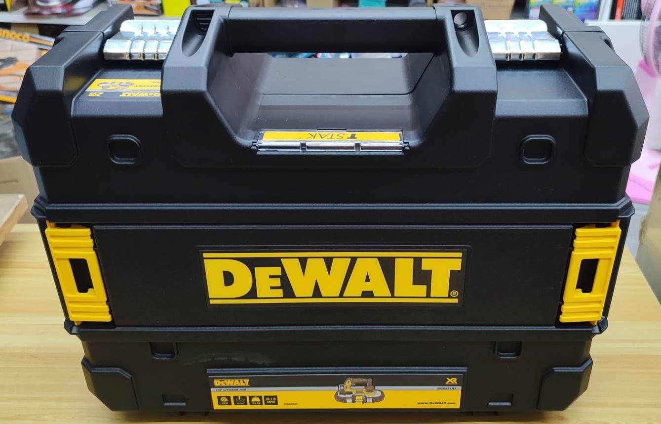 เลื่อยสายพายมือเดียว 18V DCS377NT DEWALT พร้อมกล่อง TSTAK