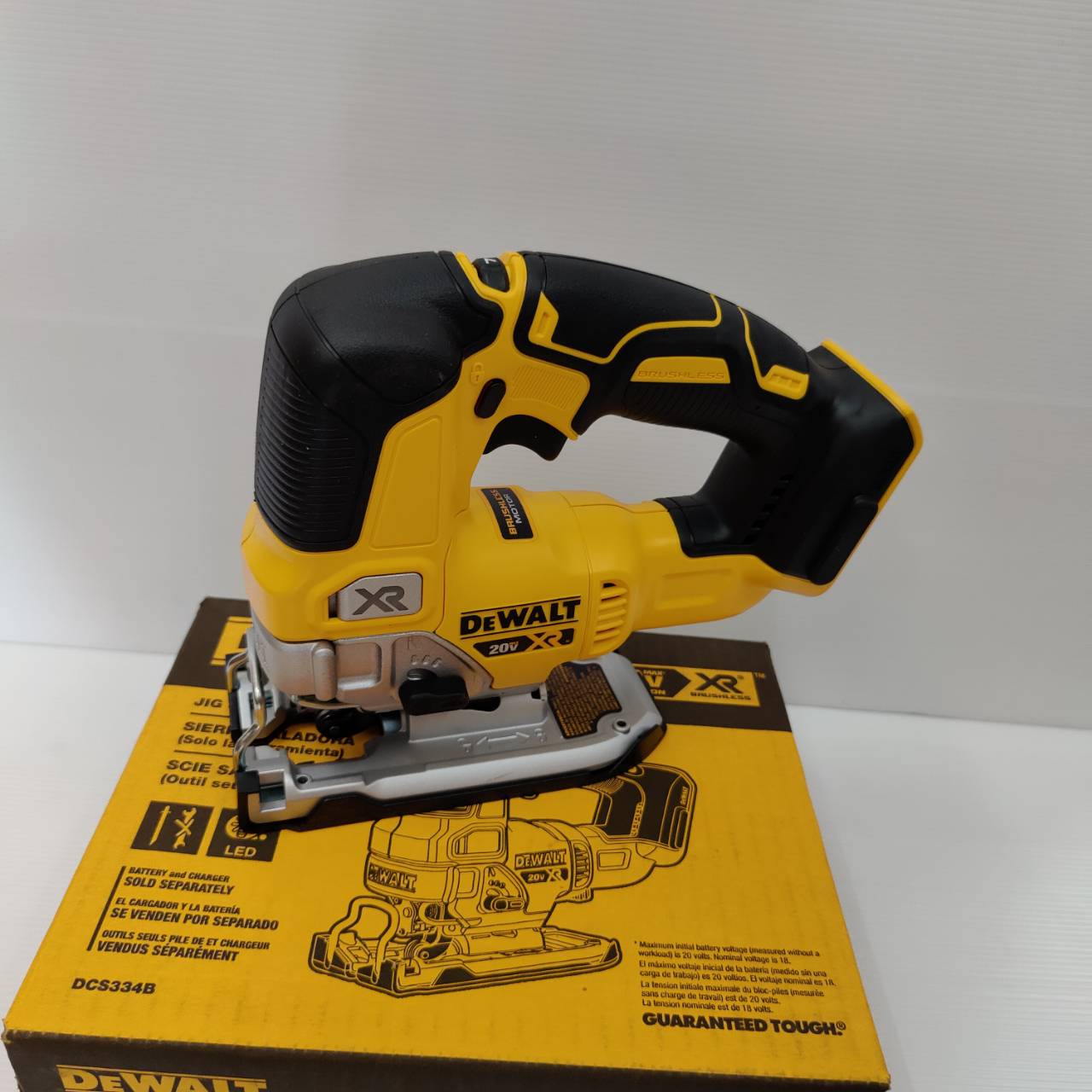 จิกซอไร้สาย20V DCS334B DEWALT