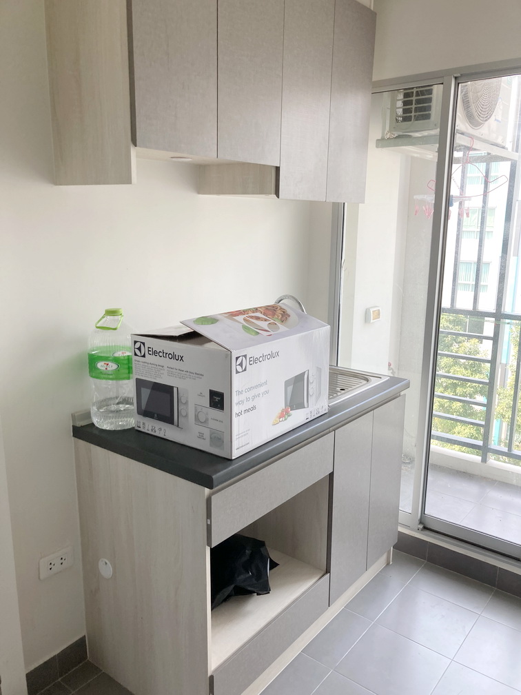 H974 ขายถูกกว่าโครงการ หรือให้เช่า คอนโด นิช ไอดี เสรีไทย – วงแหวน 29.86 ตร.ม. ชั้น6 ซอยเสรีไทย 81/2 เข้าซอยเพียง 40 เมตร โครงการใหม่พึ่งสร้างเสร็จ