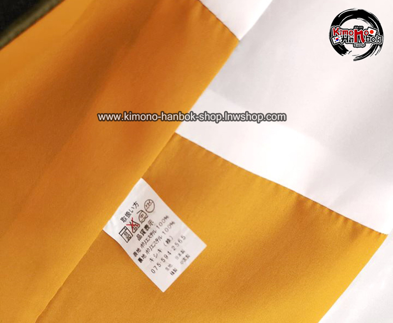 ชุดกิโมโนสีเขียวลาย01