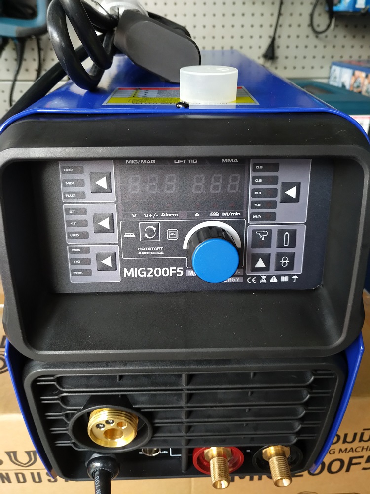 ตู้เชื่อมมิกซ์CO2 MIG200F5 SUMO Set.B