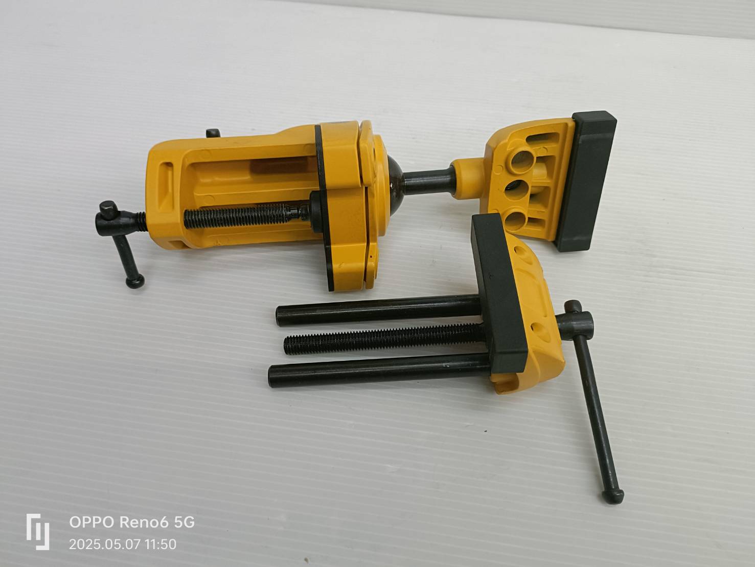 STANLEY ปากกาจับชิ้นงาน 3" แบบชุดคู่ หมุนได้360องศา รุ่น 1-83-069