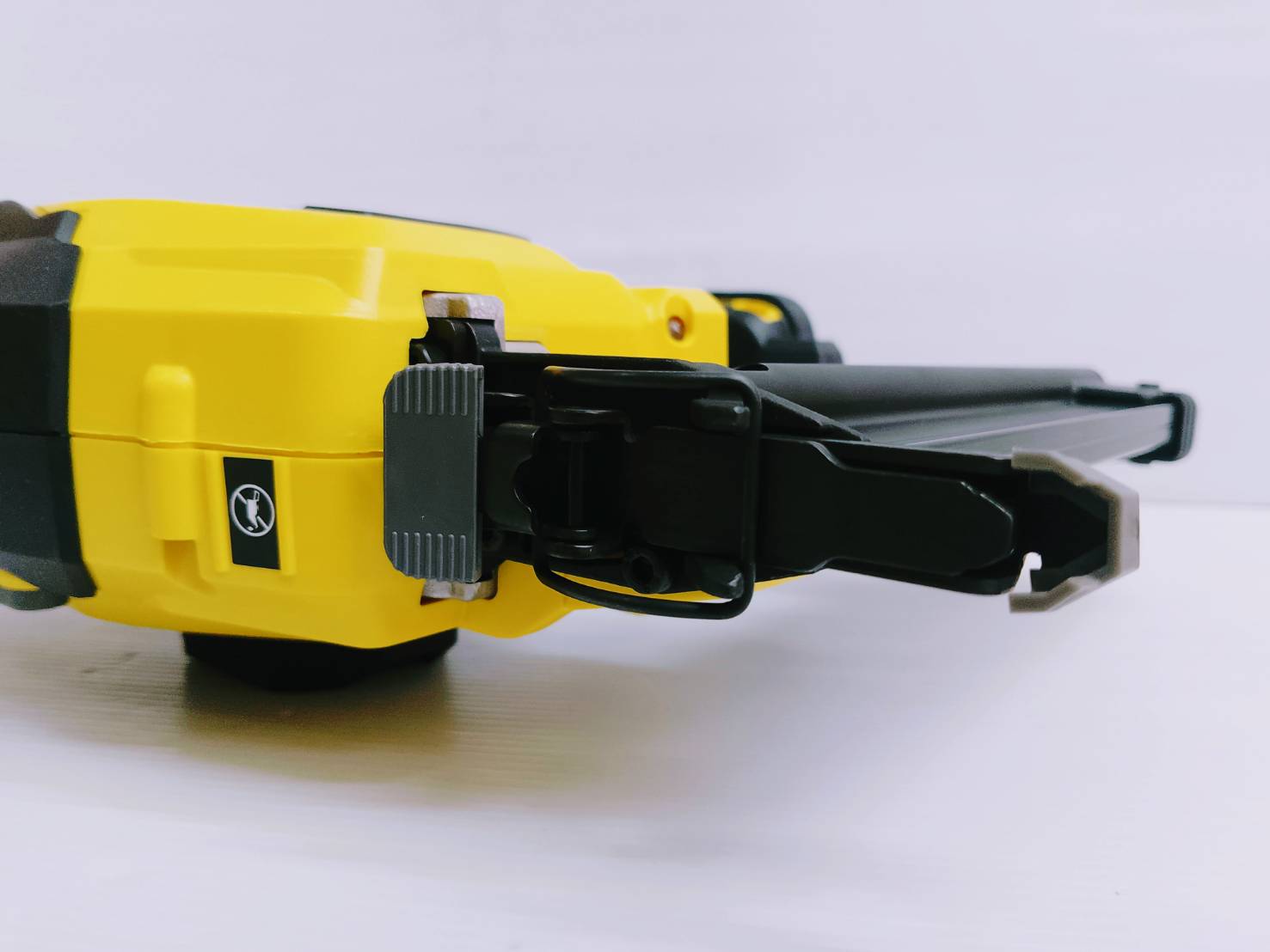 เครื่องยิงตะปู20VMax SCN618 18GA STANLEY (F15-F50)