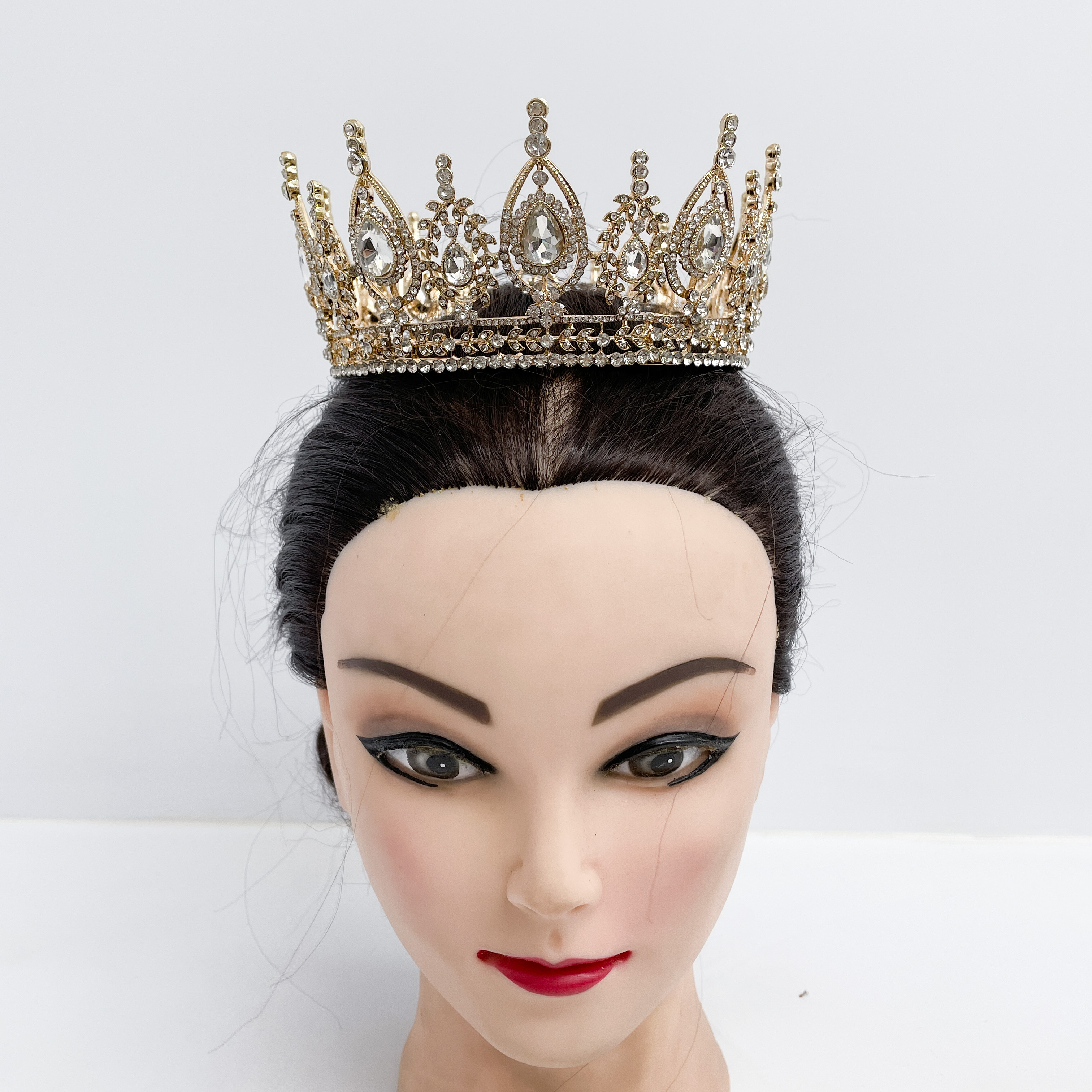 (พร้อมส่งจากไทย) มงกุฏ 097 สีทอง มงกุฎนางงาม มงกุฎเพชร มงกุฎประกวด สินค้าพร้อมส่ง ไม่ต้องรอนาน งานพรีเมี่ยม