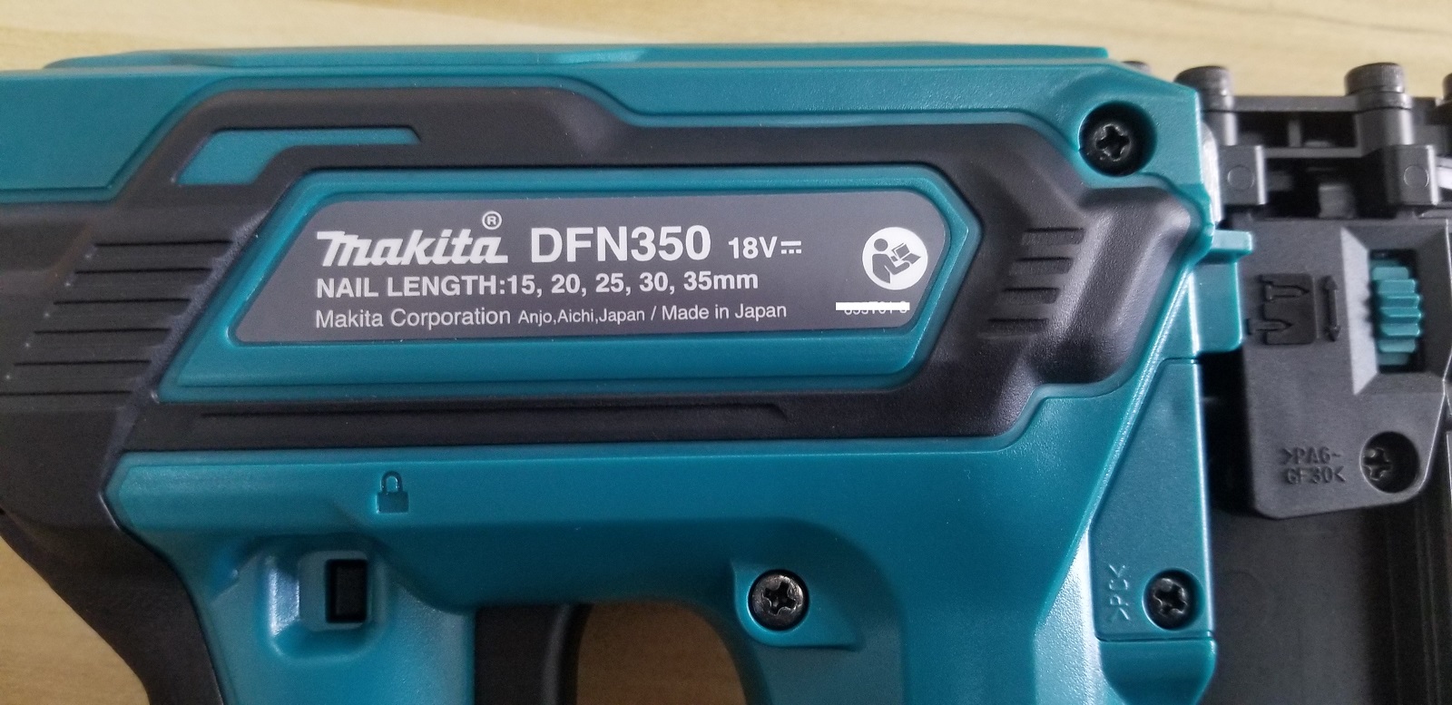 เครื่องยิงตะปู DFN350Z MAKITA (F15-F35)