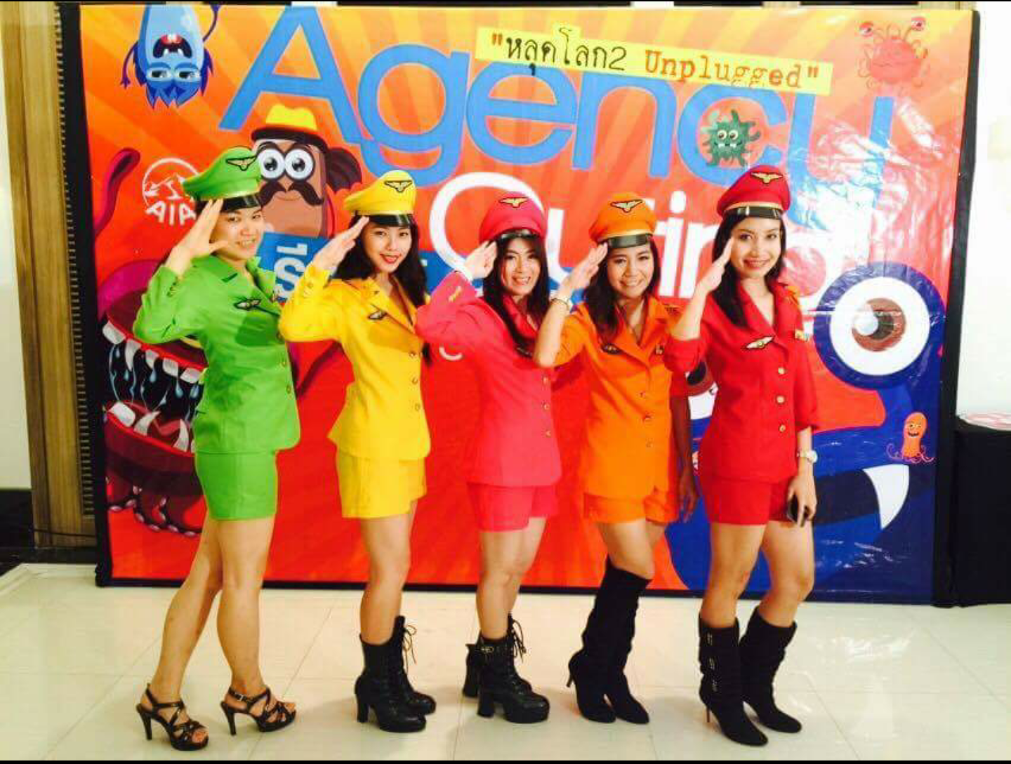 ชุดทหารเรือเกิลร์เจนเนเรชั่น แบบสีสรร / ชุดนักร้องเกาหลี / ชุดทหารหญิง /ุ ชุดอาชีพ / ชุดอาชีพในฝัน