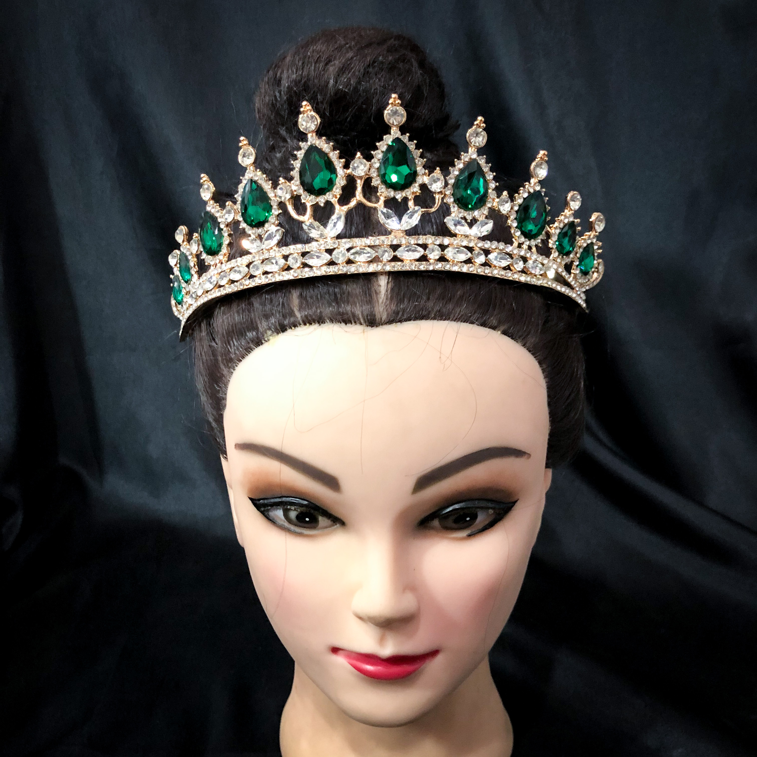 (พร้อมส่ง) เทียร่า 275 สีเขียว มงกุฎนางงาม มงกุฎเจ้าหญิง งานสวย ปราณีต QCเพชรทุกเม็ด สินค้าพร้อมส่งจากไทย