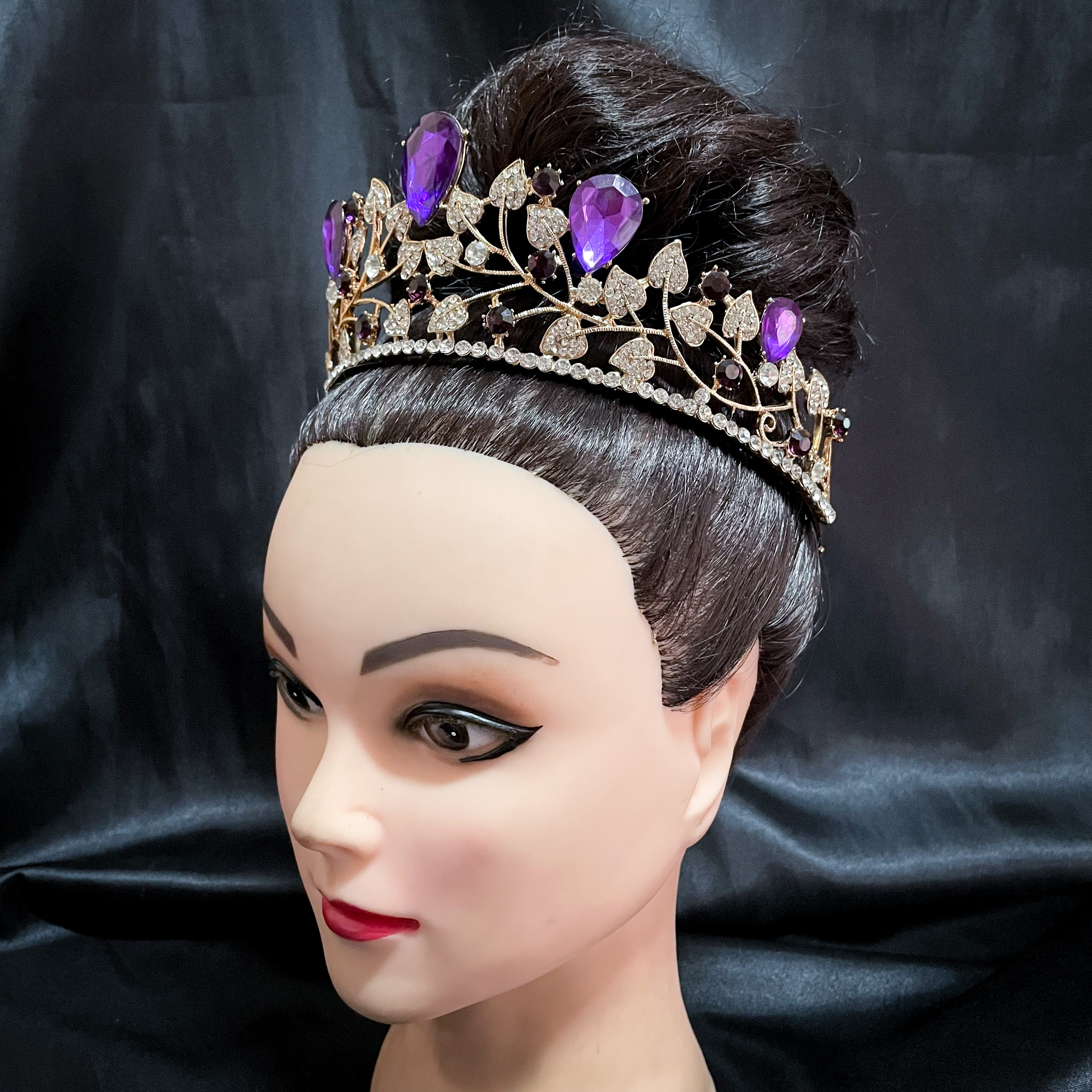 (พร้อมส่ง) เทียร่า 122 สีม่วง มงกุฎนางงาม มงกุฎเจ้าหญิง งานสวย ปราณีต QCเพชรทุกเม็ด สินค้าพร้อมส่งจากไทย