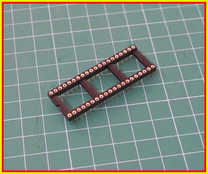 1x ซ็อคเกตไอซีขากลม DIP 40 ขา ขนาด 15.24mm