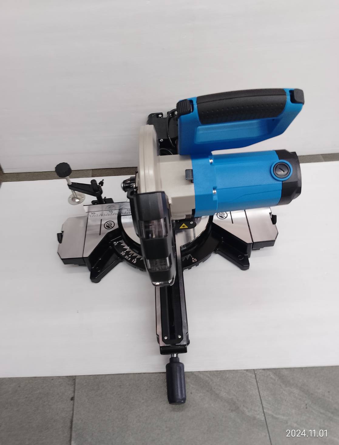 แท่นตัดองศา10" 23-005-003 MIXPRO สไลด์ได้ มีเลเซอร์นำตัด