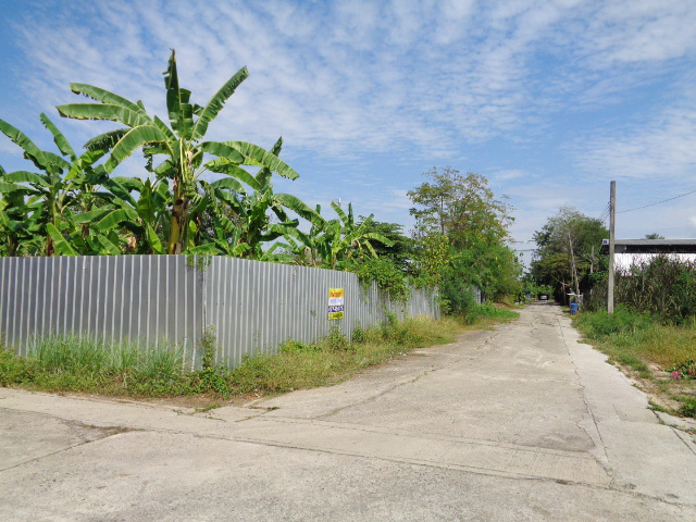 H1146 ขายด่วน ที่ดิน 198.7 ตารางวา อยู่หมู่บ้านสุขหทัย ซอยหทัยราษฎร์37 แขวงสามวาตะวันตก เขตคลองสามวา โฉนดเป็น 2แปลง แบ่งขายได้