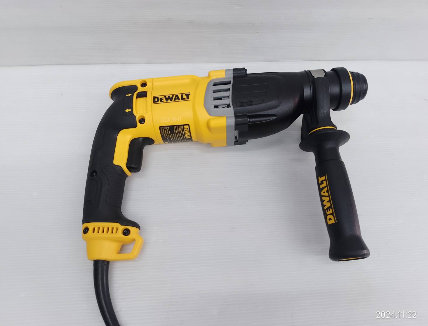 DEWALT สว่านโรตารี่ 3 ระบบ 28 มิล รุ่น D25143KA