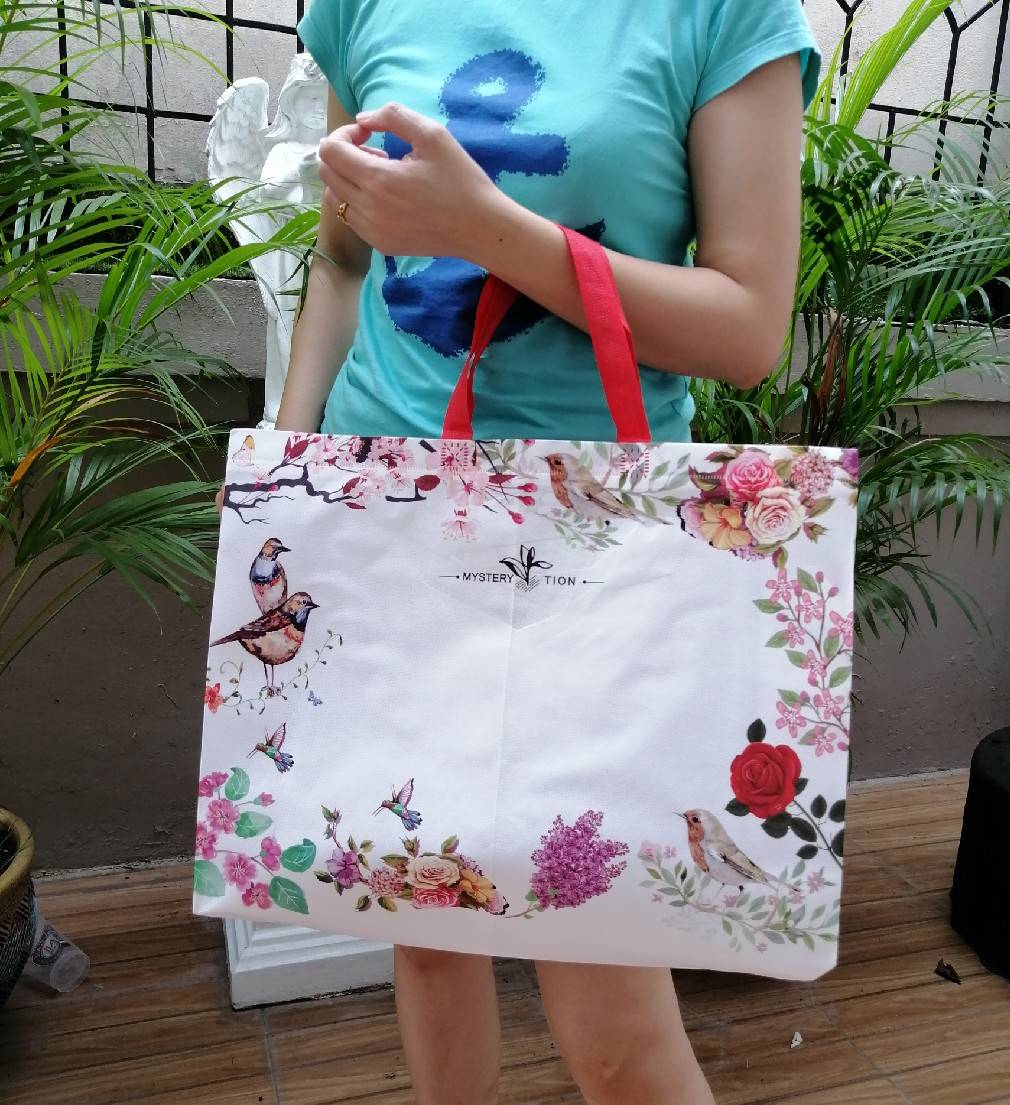 กระเป๋าช้อปปิ้งขนาดใหญ่ (33x45x12 cm.)