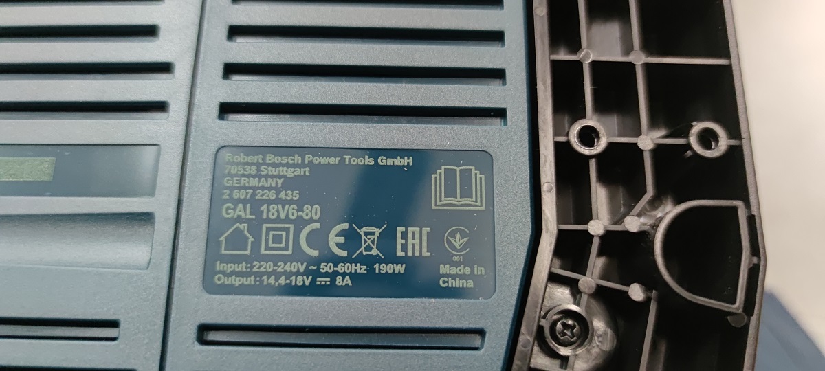 แท่นชาร์จ GAL18V6-80 BOSCH 1600A01U9L