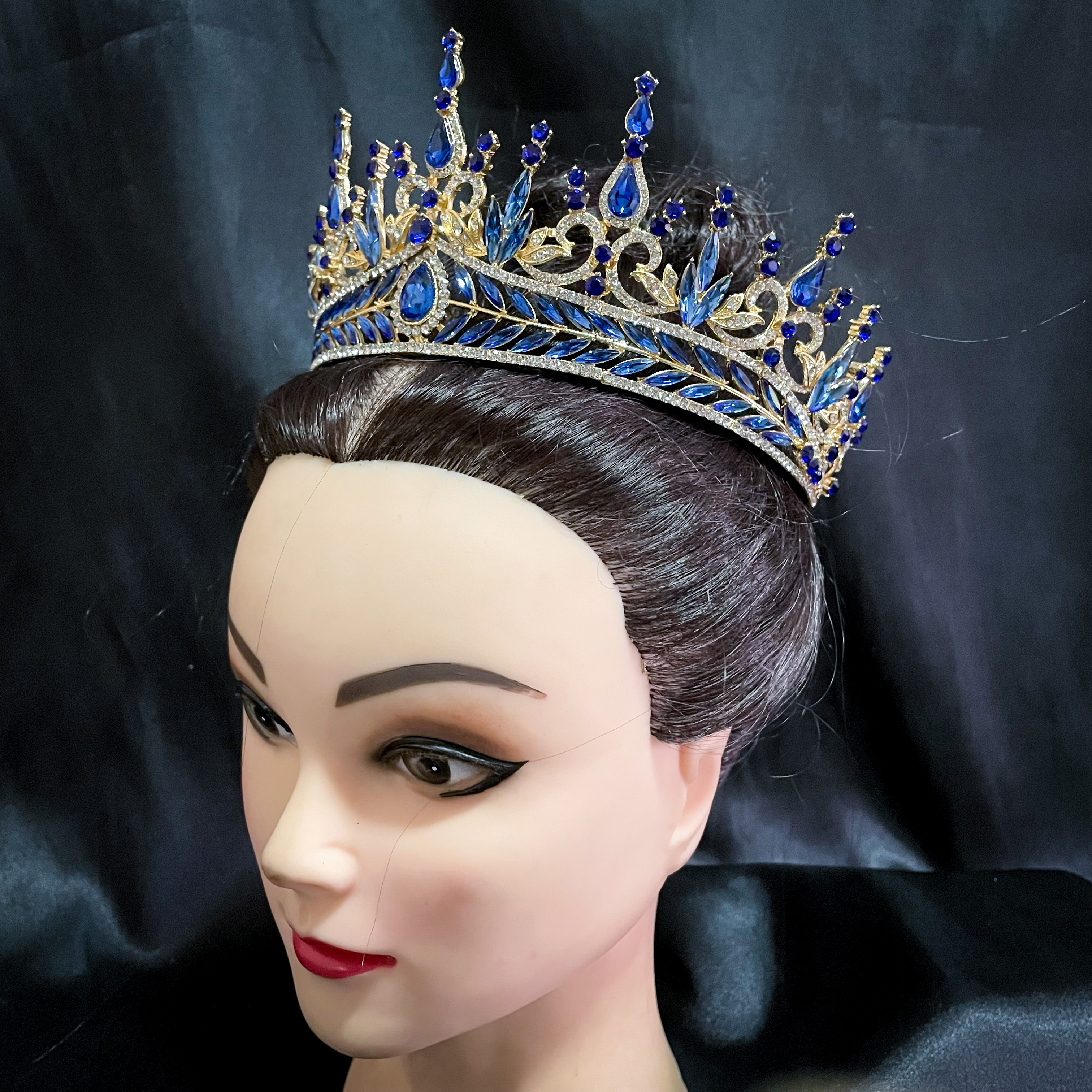 (พร้อมส่ง) เทียร่า 302 สีน้ำเงิน มงกุฎนางงาม งานสวย ปราณีต QCเพชรทุกเม็ด สินค้าพร้อมส่งจากไทย