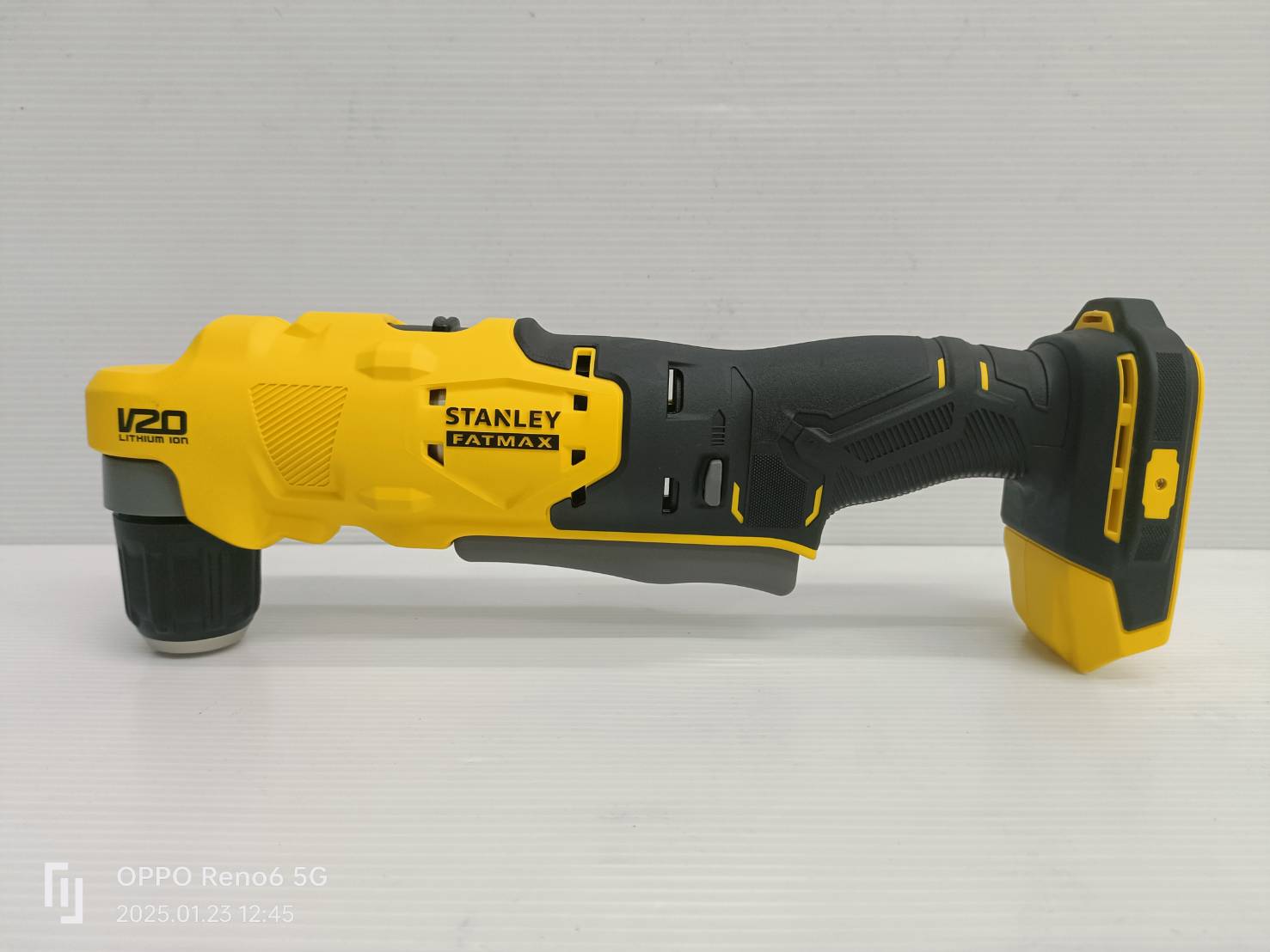 STANLEY รุ่น SCD750B สว่านมุมฉาก 20V Max (เฉพาะตัวเครื่อง)
