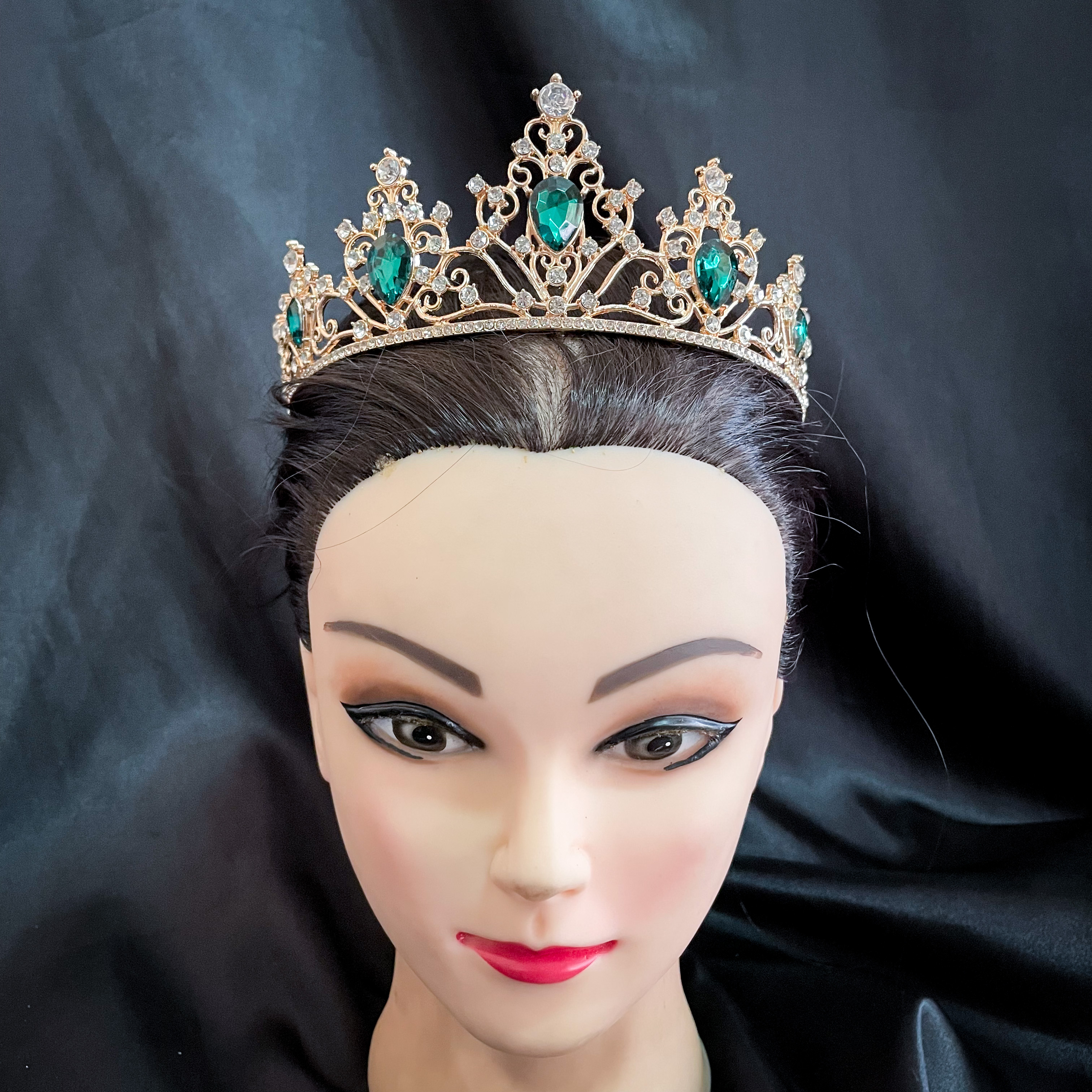 (พร้อมส่ง) เทียร่า 319 สีเขียว มงกุฎนางงาม มงกุฎเจ้าหญิง งานสวย ปราณีต QCเพชรทุกเม็ด สินค้าพร้อมส่งจากไทย