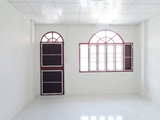 🚩H1254 ขายทาวน์เฮ้าส์ 16 ตารางวา หมู่บ้านเสนาวิลล่า2 ซอยคู้บอน27 แยก50 รีโนเวทใหม่ทั้งหลัง เดินทางสะดวก ใกล้แหล่งชุมชน