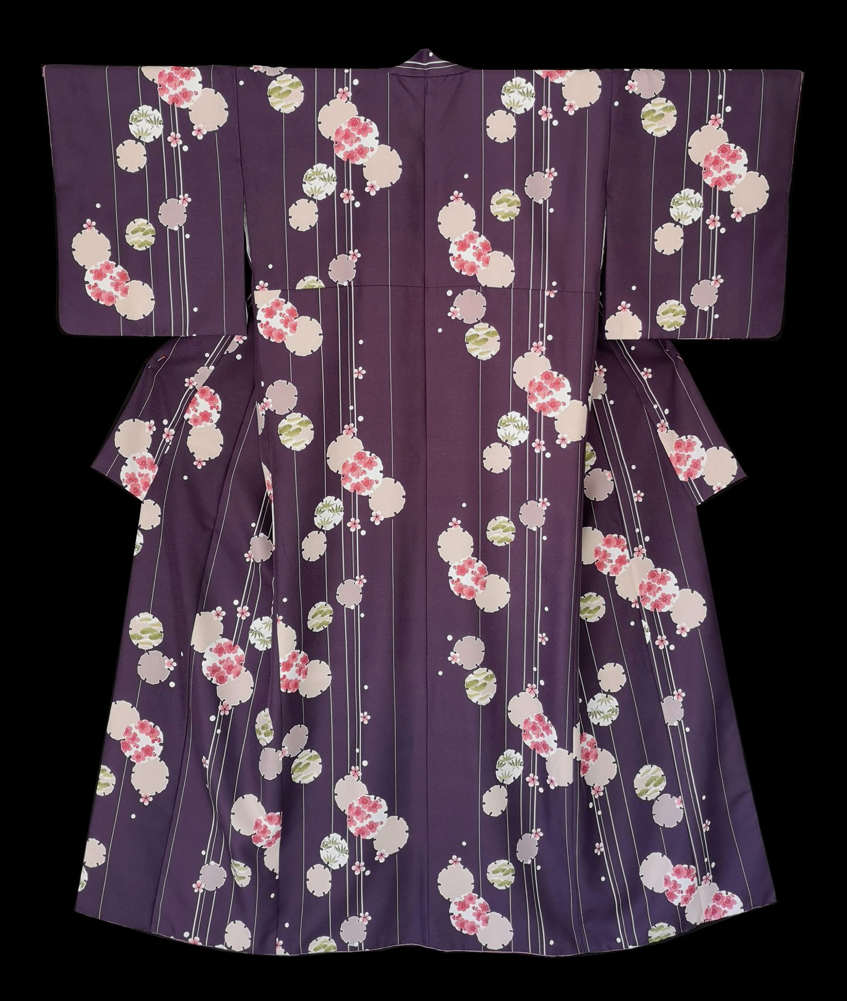 ชุดกิโมโนสีม่วงเข้ม ลาย05