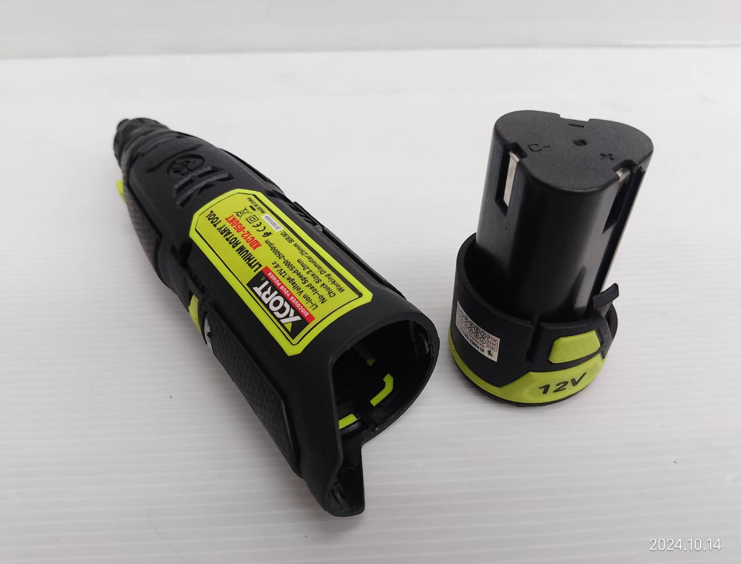 XCORT เครื่องเจียร์สายอ่อนไร้สาย XDC12-050KIT แบตลิเธียม 12V (1 ก้อน) ปรับระดับได้ พร้อมใบเจียร์ ใบขัด