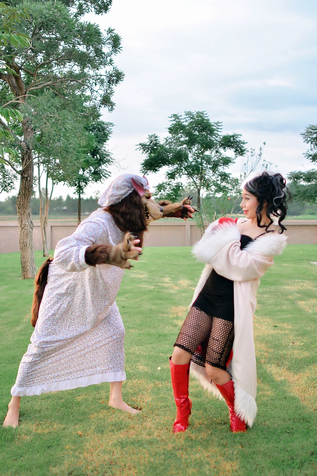 ชุดหมาป่าคุณยาย @ หนูน้อยหมวกแดง