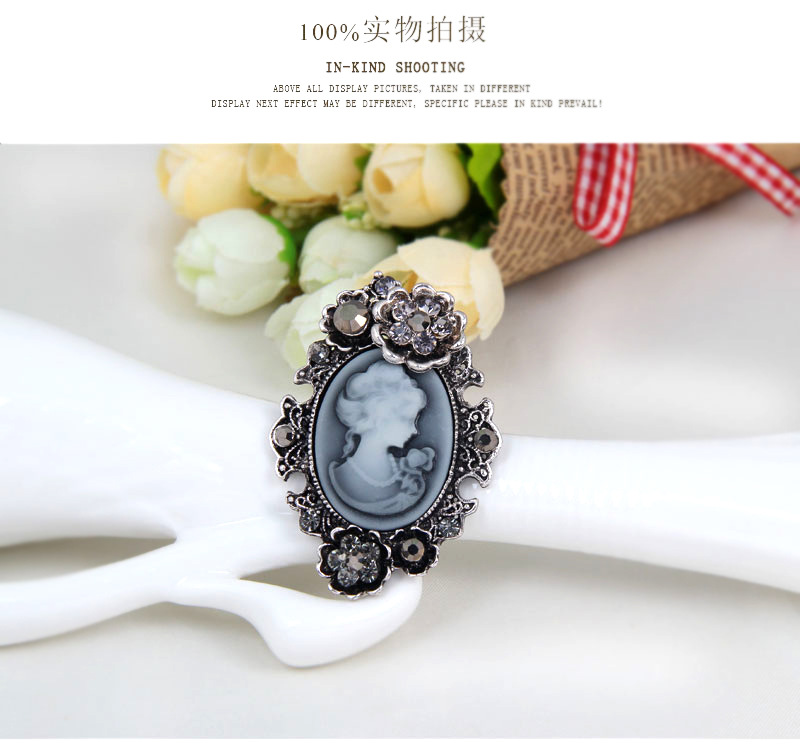 (พร้อมส่ง) เข็มกลัด 069