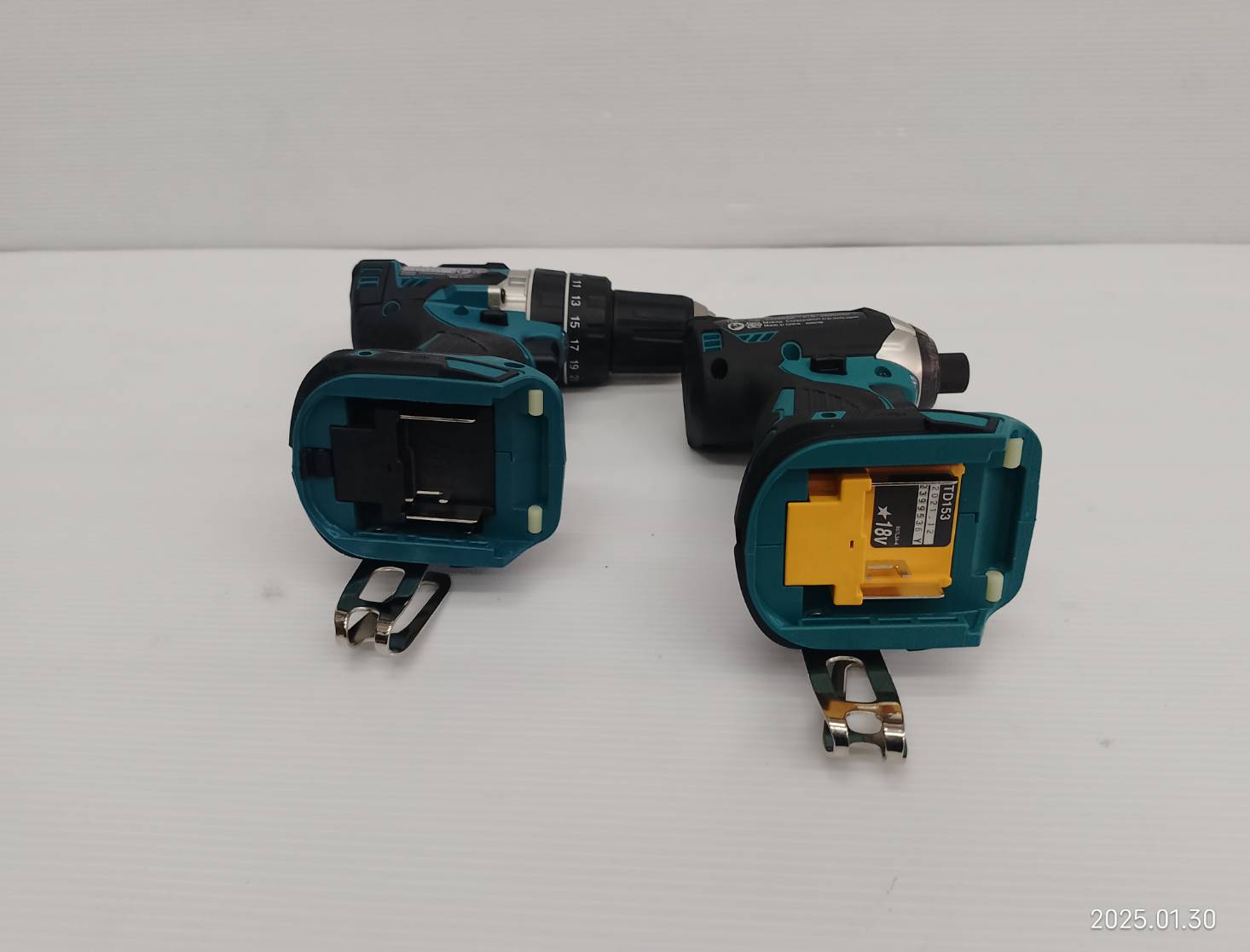 COMBO KIT 18V มากีต้า MAKITA DLX2180Z (DHP484Z+DTD153Z)