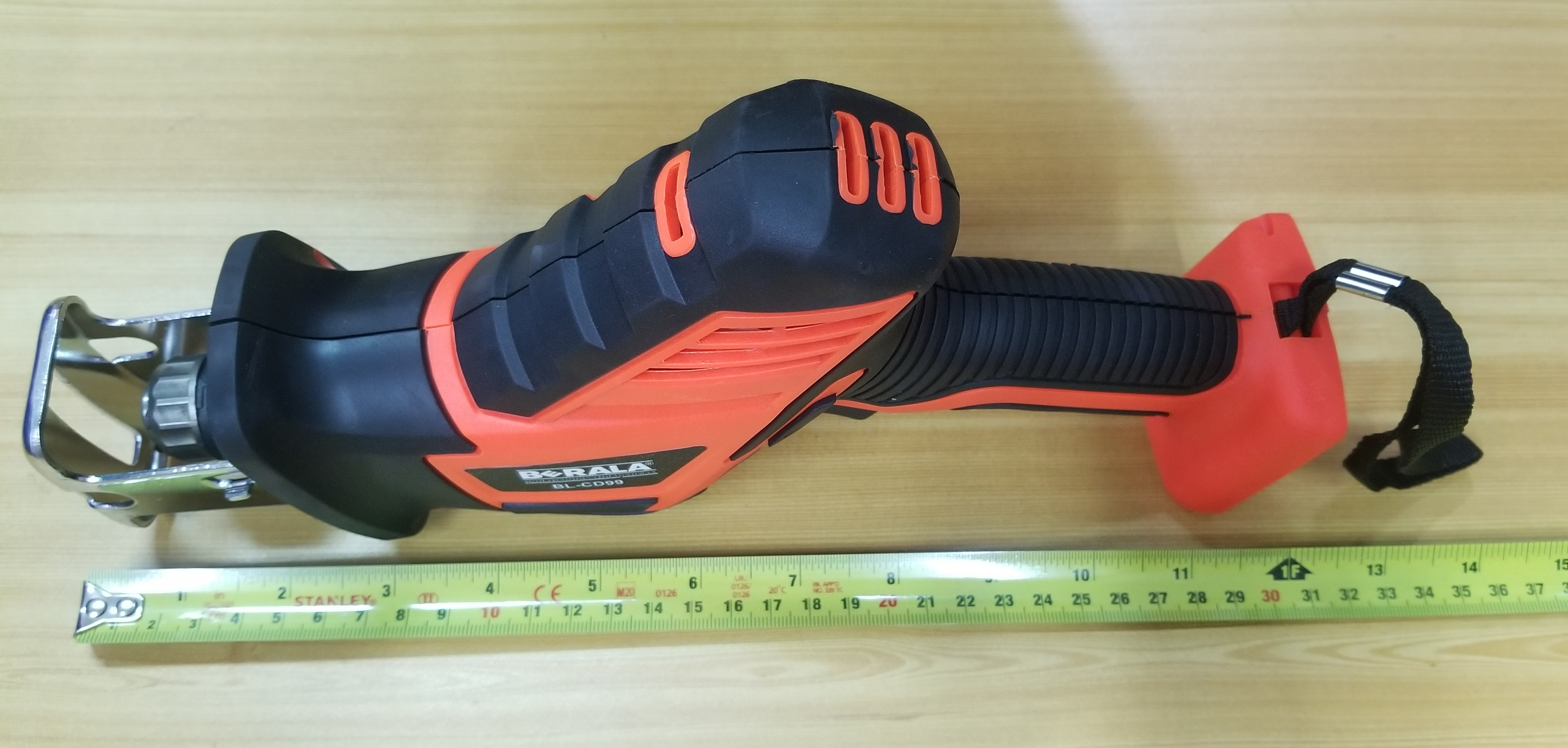 เซเบอร์ไร้สาย 85V BL-CD99 BERALA