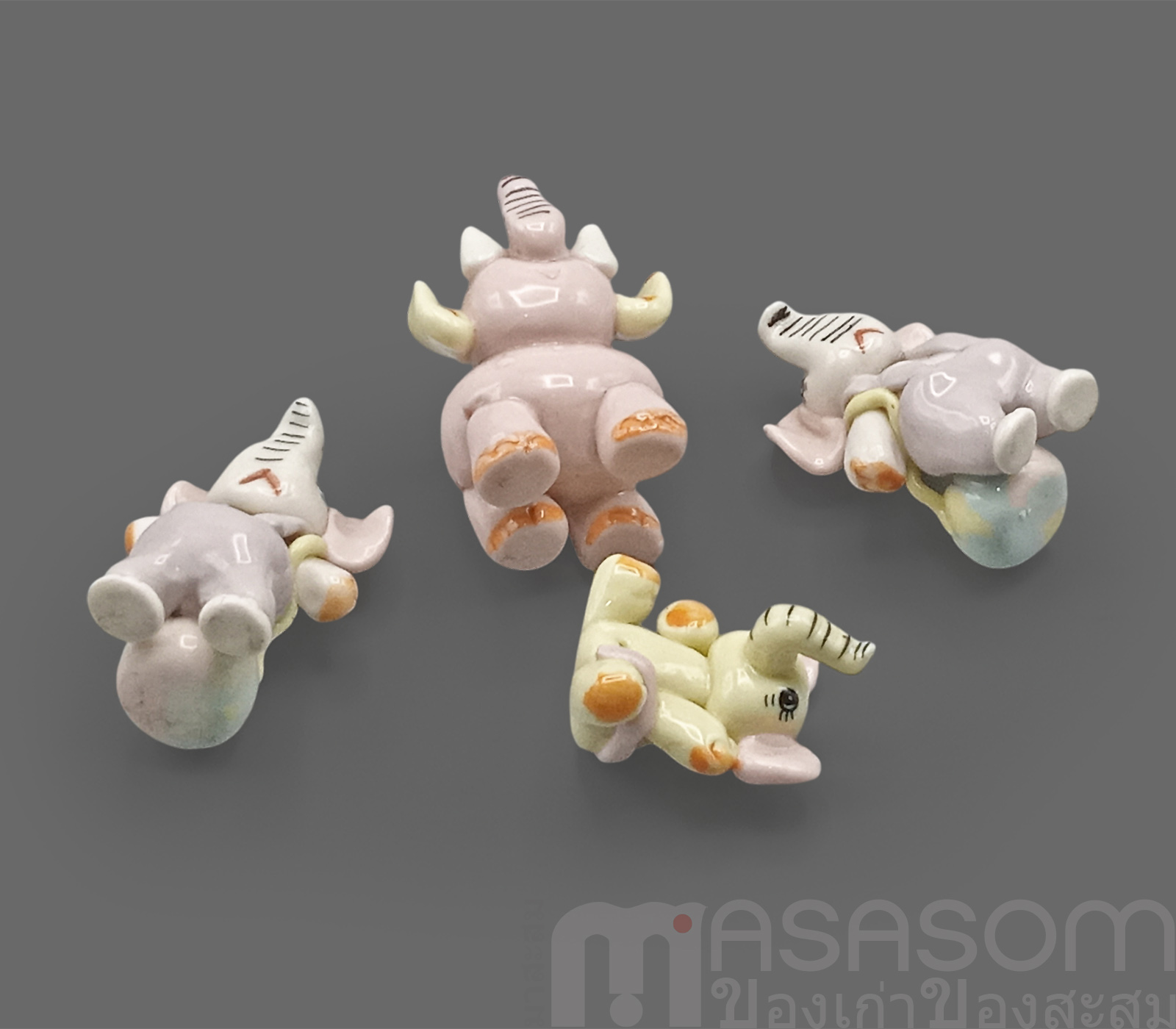 ช้างครอบครัวเซรามิค