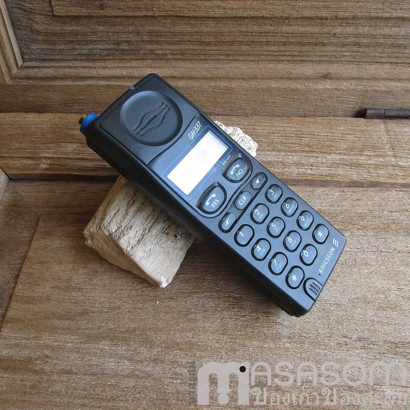 โทรศัพท์มือถือ Ericsson GH337