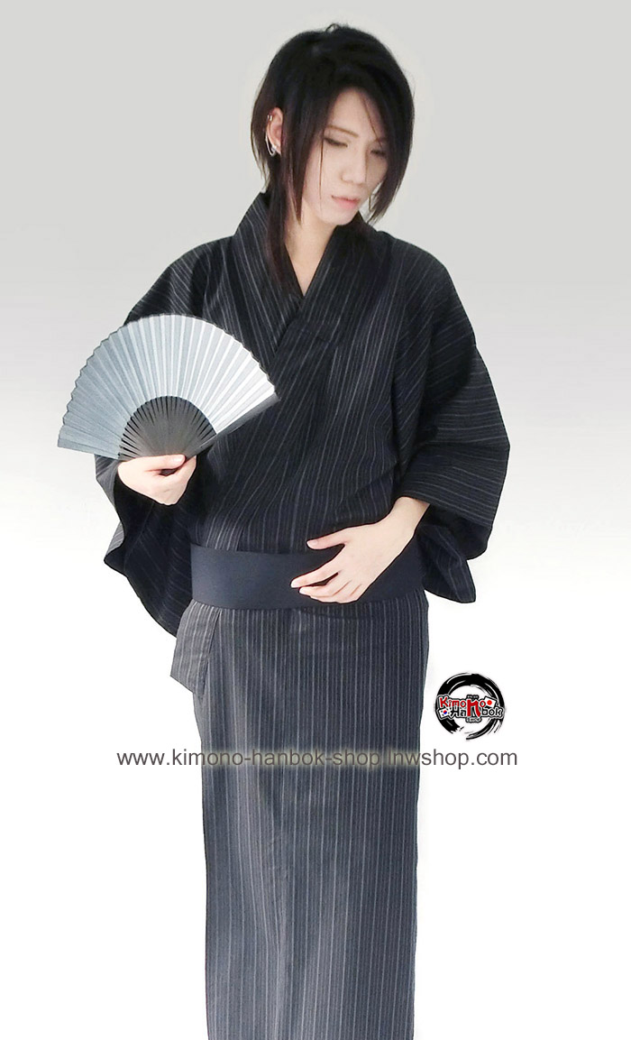 ชุดยูกาตะชายสีดำเทาลายริ้วลง02