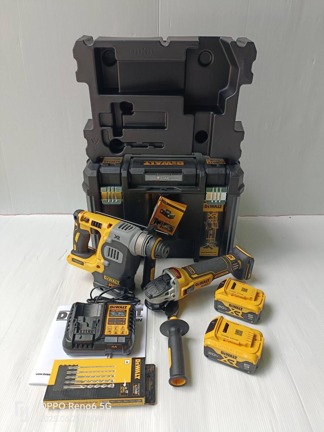 DEWALT รุ่น DCK2751P2TA-B1 ชุดคอมโบ้สว่านโรตารี่และหินเจียร
